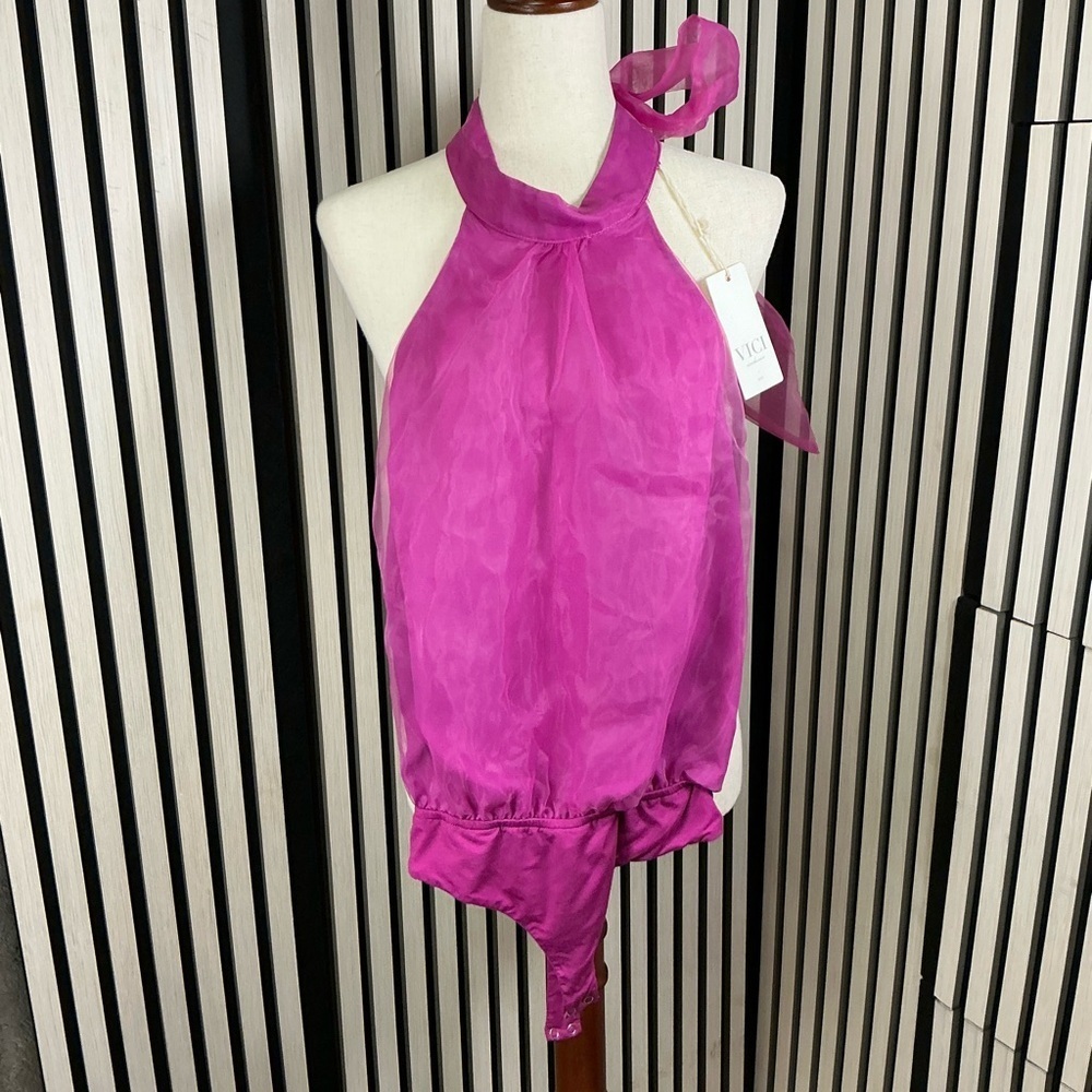 Vici Fuchsia Halter backless Bodysuit, Sz M
